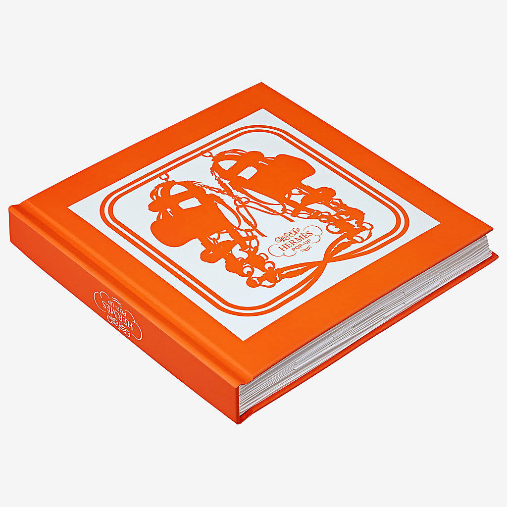 THE FUTURE IS ORANGE: Hermès Pop Up - Creative Retail Packaging